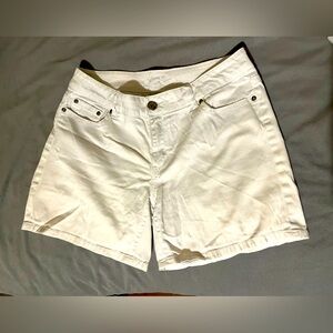 💰👀 Bundle 4/$20 👀💰
Apollo Petite size 10P